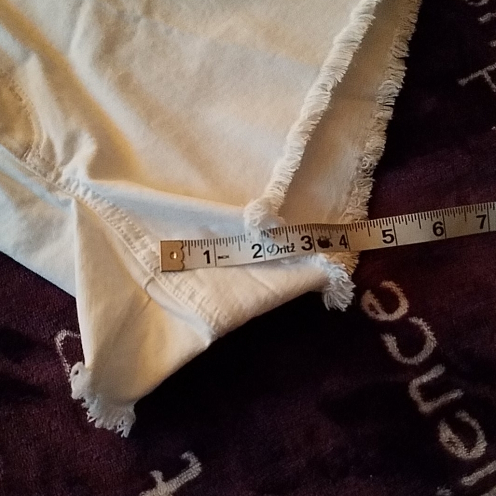 Loft Shorts - Picture 9 of 9
